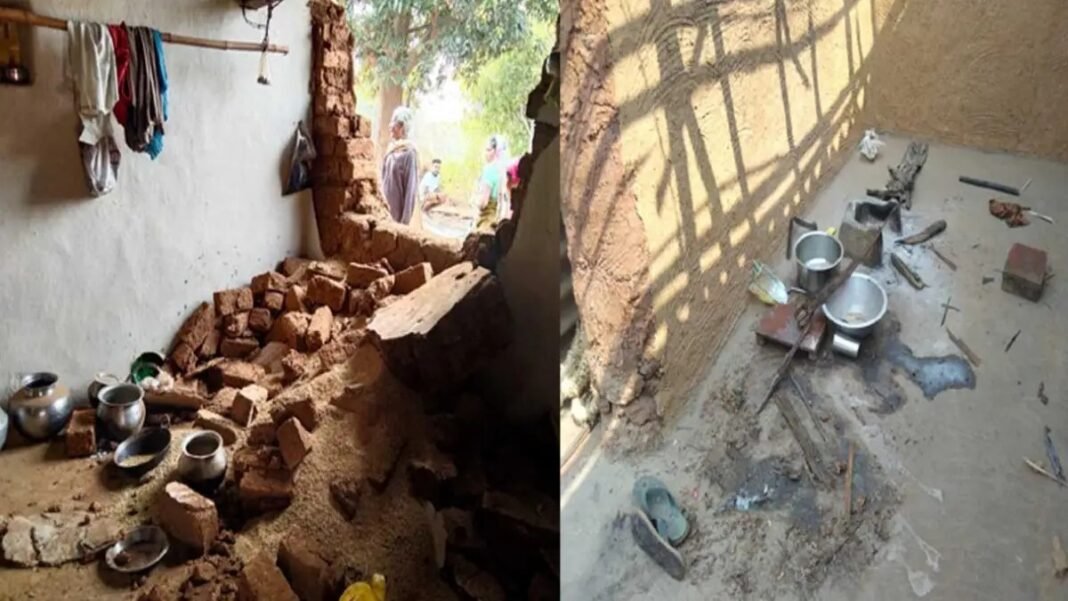 Jashpur News Human-Wildlife Conflict : जशपुर: पत्थलगांव में 11 हाथियों का तांडव, तीन घर ढहाए और फसलें की बर्बाद