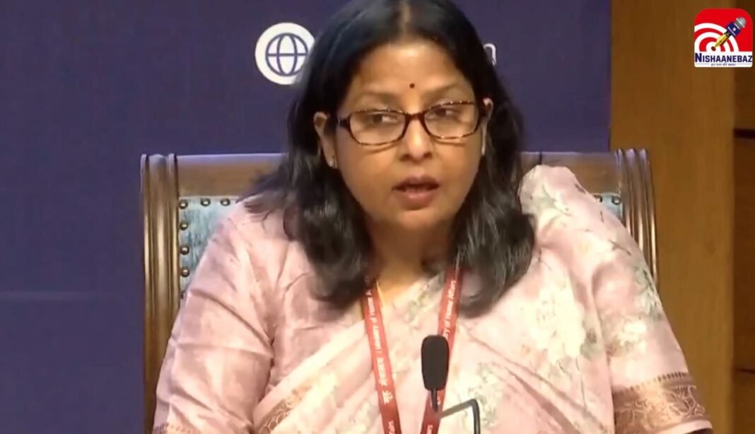 ‘LPG को लेकर अफवाहों से बचें, न करें पैनिक बाइंग’! बोली केंद्र सरकार- रोजाना 25 लाख ज्यादा LPG सिलेंडर हो रहे बुक