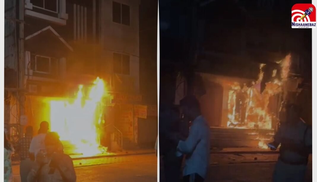 M.P News : इंदौर के खजूरी बाजार में भीषण आग, पंचोली स्टेशनरी जलकर खाक