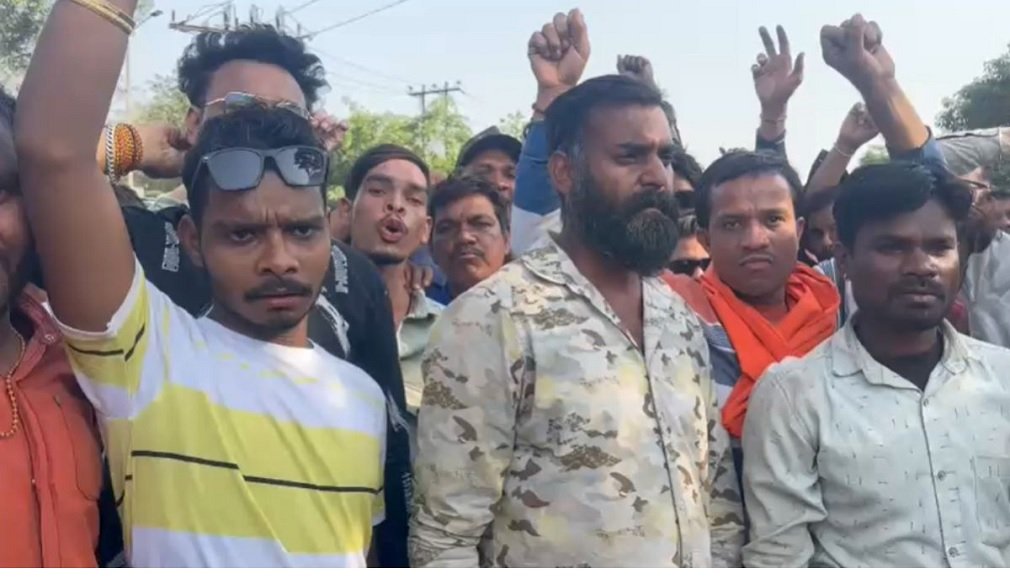 CG NEWS : मिवान स्टील प्लांट में मजदूरों की हड़ताल, मांगें पूरी नहीं होने पर अनिश्चितकालीन आंदोलन की चेतावनी