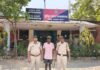 CG NEWS: पारिवारिक नाराजगी में बेटे ने मां पर फावड़े से किया जानलेवा हमला, महिला की मौके पर मौत, रैरूमाखुर्द की घटना CG NEWS: