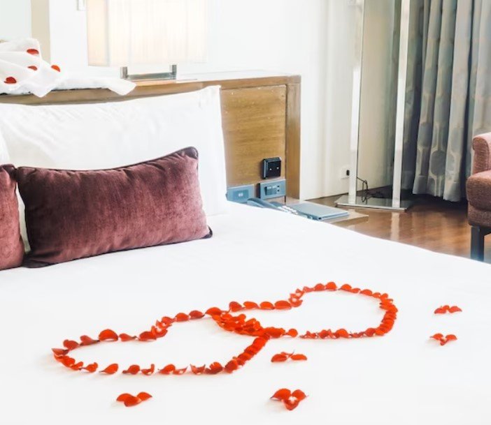 Crime News: 13 साल बड़ी गर्लफ्रेंड की बेरहमी से हत्या, बॉयफ्रेंड ने शव बेड बॉक्स में छिपाया; तीन आरोपी गिरफ्तार