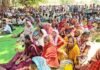 CG NEWS :सांसद के बयान पर बवाल: मजदूरों ने खदान बंद की, ग्रामीणों ने आमसभा कर जताया विरोध CG NEWS