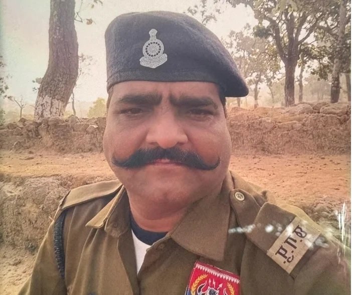 CG NEWS : कोरबा में पुलिस कांस्टेबल ने दोस्त की पत्नी पर डाली गंदी निगाह, पीड़िता की रिपोर्ट पर पुलिस ने किया FIR दर्ज