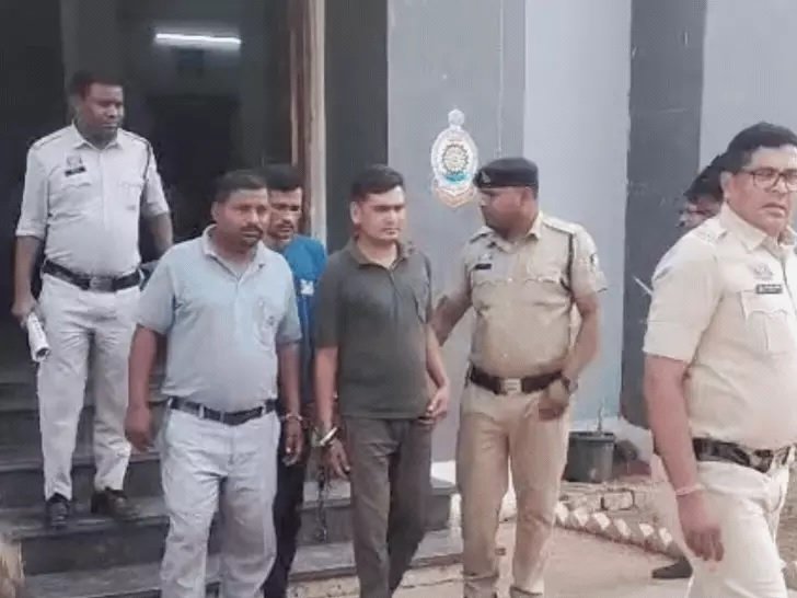 CAF Candidates : रायपुर में CAF अभ्यर्थियों की गिरफ्तारी: गृहमंत्री से मिलने पहुंचे तीन कैंडिडेट्स जेल भेजे गए, झूठी FIR का आरोप