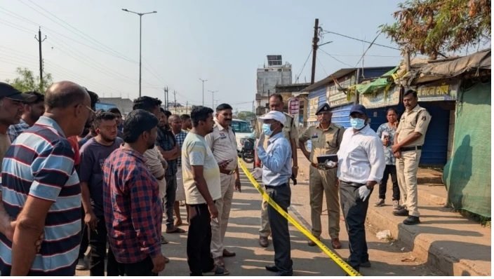 Ambikapur Crime : अंबिकापुर में दरिंदगी: महिला से दुष्कर्म के बाद प्राइवेट पार्ट में डाली बोतल, CCTV में कैद हुई खौफनाक वारदात,