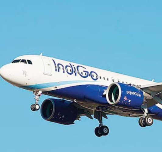 Raipur Mumbai flight