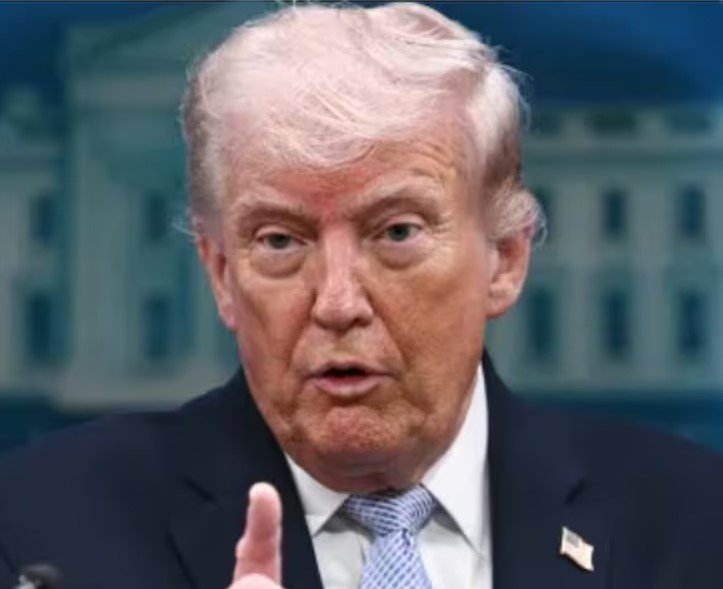 donald trump : होर्मुज में जहाजों की आवाजाही रोकने का ऐलान, ट्रंप के बयान से बढ़ा वैश्विक तनाव