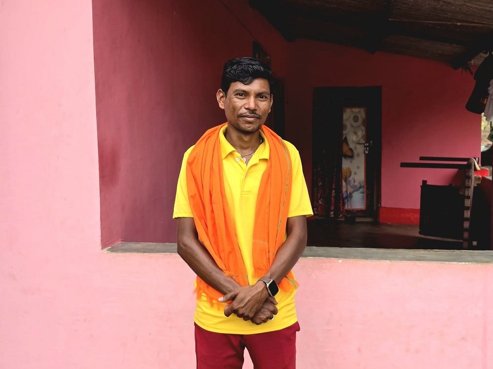 sukma news : बरसात का डर हुआ खत्म, पीएम आवास ने बदली जिंदगी, दुलेड़ निवासी मंगल यादव का पक्का घर बनाने का सपना हुआ पूरा