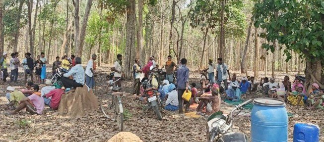 CG News: धमतरी में अतिक्रमण पर बड़ी कार्रवाई, 25 से अधिक अवैध मकानों पर चला बुलडोजर