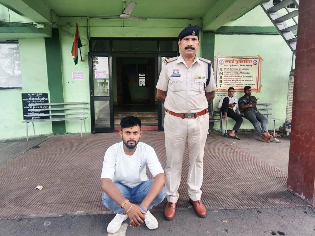 CG NEWS : ऑपरेशन “तलाश” में रायगढ़ पुलिस को मिली बड़ी सफलता, दो साल से फरार ट्रक मालिक अम्बिकापुर से गिरफ्तार