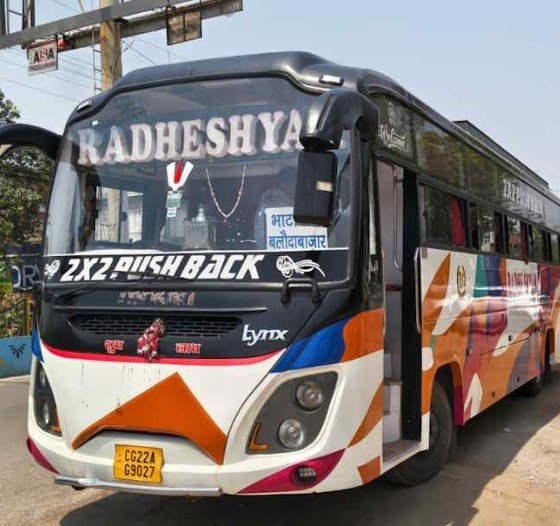 CG NEWS : बस में महिला की चैन पार, कंडक्टर ने यात्रियों समेत थाने पहुंचाई बस, जानिए फिर क्या हुआ