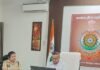 CG News: कानून व्यवस्था और लंबित मामलों पर सख्ती, बिलासपुर रेंज में आईजी ने ली समीक्षा बैठक