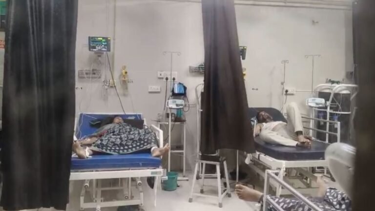 CG News: कवर्धा में सनसनी—व्यापारी ने पत्नी और बच्चों संग जहर खाया, 3 पन्नों का सुसाइड नोट मिला