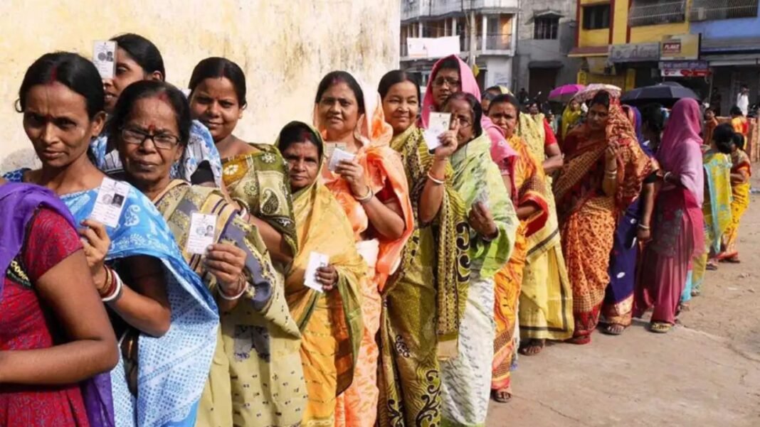 West Bengal Phase 2 Live Updates : बंगाल चुनाव का ‘महासंग्राम’: दूसरे चरण में 142 सीटों पर मतदान शुरू; सौरव गांगुली ने डाला वोट, पानिहाटी में भारी तनाव