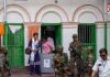 बंगाल में दूसरे चरण की वोटिंग के बीच बवाल! फाल्टा में वोटरों को हत्या की धमकी… 1 बजे तक 61% से ज्यादा मतदान
