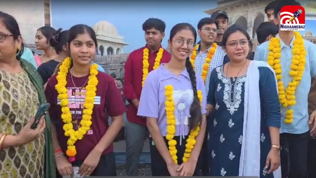 M.P News : बुरहानपुर में निमाड़ वैली स्कूल का कमाल! 10वीं-12वीं में 100% रिजल्ट, छात्रों ने रचा इतिहास