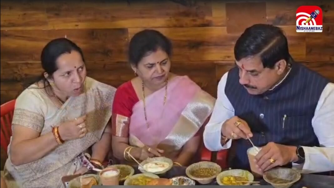 M.P News : वाराणसी में CM मोहन यादव ने लिया कचौड़ी-जलेबी का स्वाद, तस्वीरें वायरल