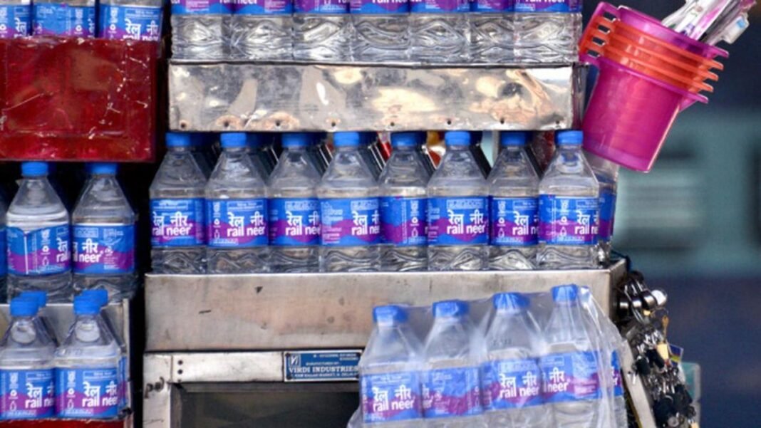 CG News: Bilaspur: भीषण गर्मी के बीच रेलवे की राहत, बिलासपुर में फिर शुरू होगा ‘रेल नीर’ प्लांट, इतने रुपये में मिलेगी बोतल