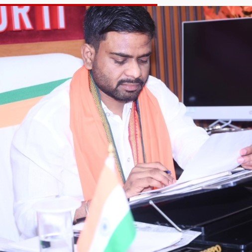 Surguja News : तहसीलदार पिटाई केस में बढ़ा सियासी बवाल, BJP विधायक के सरेंडर की चर्चा तेज