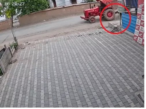 Raipur Accident News : टैंकर से कुचलकर बच्चे की मौत, CCTV में कैद हुआ दर्दनाक हादसा