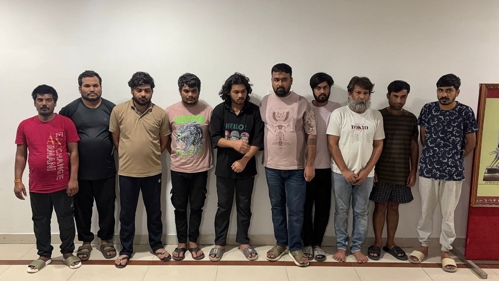 Raipur Online Betting Racket:ऑनलाइन सट्टा गिरोह पर रायपुर पुलिस की सबसे बड़ी कार्रवाई, 5 पैनल नेटवर्क ध्वस्त, 26 आरोपी गिरफ्तार