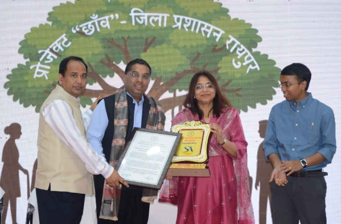CG NEWS: “लीड 36गढ़” की कामयाबी पर अनूप अग्रवाल सम्मानित, वंचित युवाओं के सपनों को मिल रही नई उड़ान
