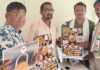 MP NEWS: सोना नहीं खरीदने की अपील पर भड़के सराफा कारोबारी, कांग्रेस ने ‘मोदी छाप ताले’ बांटकर जताया विरोध