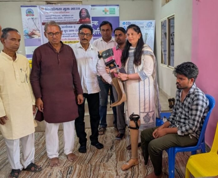 alirajpur-free-artificial-limb-camp: