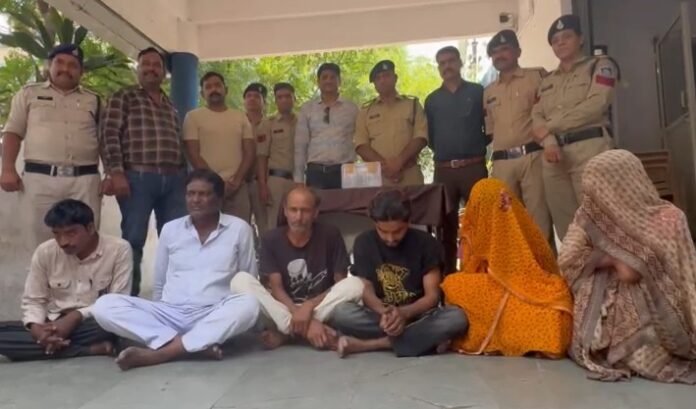 dewas-luteri-dulhan-gang-busted: