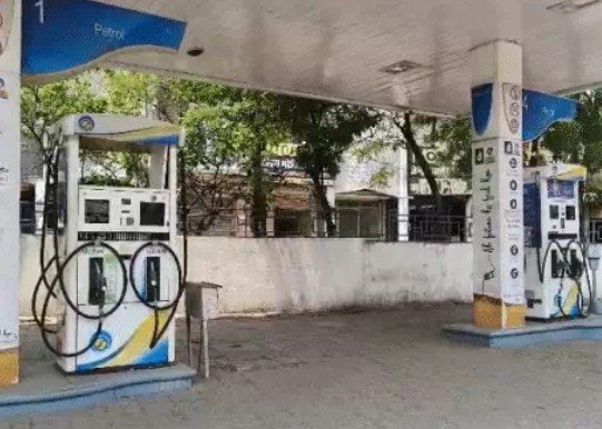 बिलासपुर में पेट्रोल-डीजल संकट! 13 पंप हुए ड्राई, कहीं ‘नो स्टॉक’ तो कहीं 50 लीटर की लिमिट…