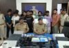 सब्जी बेचने वाला चला रहा था ऑनलाइन सट्टा एप का पैनल, 13 आरोपी गिरफ्तार
