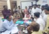 Raipur Power Protest: बिजली कटौती और लो-वोल्टेज से उबल पड़ा गुस्सा: कांग्रेस ने CSEB कार्यालय का किया घेराव, अधिकारियों को सौंपा ज्ञापन