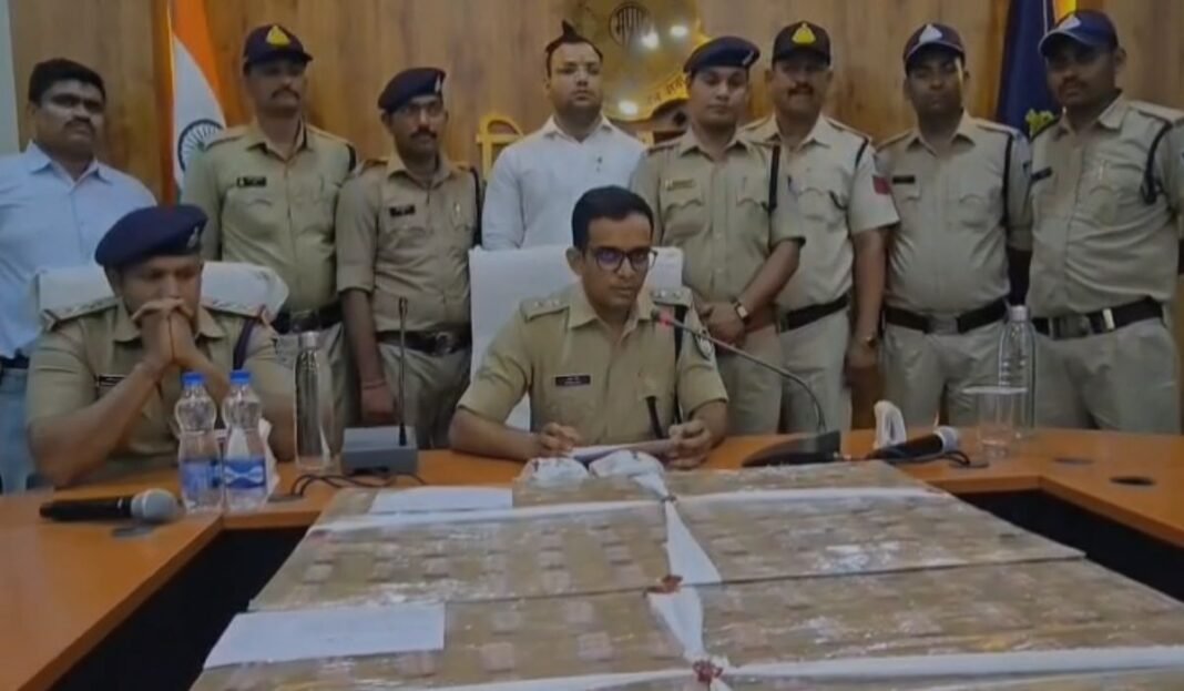 Khandwa NDPS Case: खंडवा में नशे के कारोबार पर बड़ा प्रहार 1600 अल्प्राजोलम टैबलेट के साथ 4 आरोपी गिरफ्तार, बुरहानपुर से हो रही थी सप्लाई