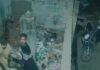 Raipur Fight Video: रायपुर में देर रात बवाल दो बदमाशों के बीच खूनी संघर्ष, परिवार भी कूदे मैदान में, मारपीट का वीडियो वायरल