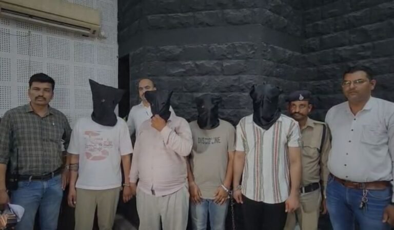 Indore Crime News: इंदौर में अनाज व्यापारी के अपहरण का खुलासा कुछ घंटों में पुलिस ने छुड़ाया, चार आरोपी गिरफ्तार