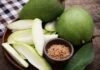 Benefits of Raw Mango: गर्मियों में लू और हीट स्ट्रोक से बचाएगा कच्चा आम, जानिए इसके 10 जादुई स्वास्थ्य लाभ