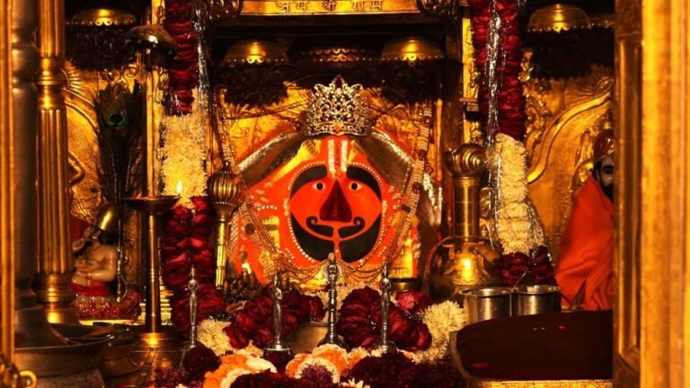 Salasar Balaji Aarti: घर बैठे लाखों भक्तों ने किए सलासर बालाजी के लाइव दर्शन, पारंपरिक प्रभात आरती में उमड़ी भक्तों की भारी भीड़