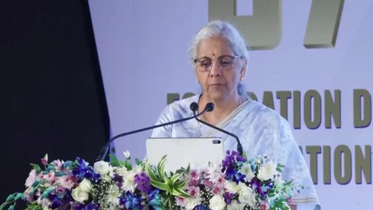 Indian Economy: वित्त मंत्री का बड़ा बयान – ईंधन, उर्वरक और विदेशी मुद्रा भारत के लिए सबसे बड़ी बाहरी चुनौतियां; वैश्विक संकट के बीच अर्थव्यवस्था मजबूत