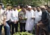Alirajpur Mango Market: आलीराजपुर में कैबिनेट मंत्री का ‘बुलेट’ एक्शन: बिना सुरक्षा और तामझाम के सुबह-सुबह अचानक आम मंडी पहुंचे नागर सिंह चौहान; मची खलबली