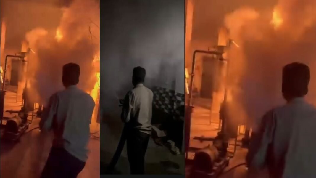 Sehore Factory Fire: सीहोर में आधी रात को प्रलयंकारी आग: शाहपुर कोड़िया की सेव-नमकीन फैक्ट्री जलकर खाक; लाखों की मशीनरी और कच्चा माल नष्ट