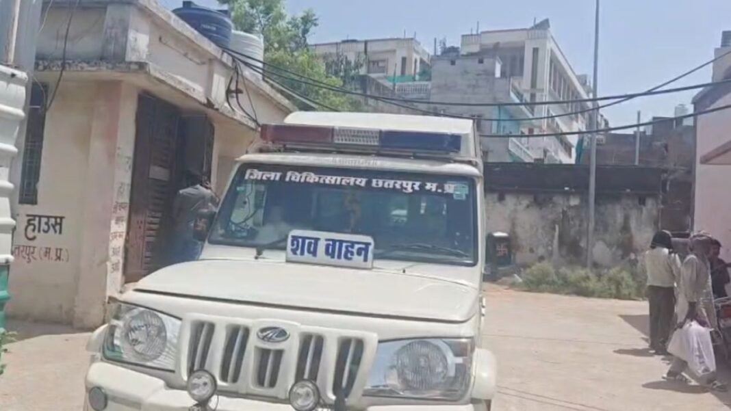 Chhatarpur HeatWave: छतरपुर में भीषण गर्मी का महातांडव: लू लगने से 7 साल के मासूम की मौत; बेटे की मौत के सदमे में मां ने भी तोड़ा दम