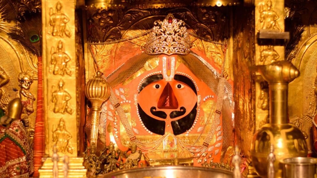 Salasar Balaji Prabhat Aarti: सालासर बालाजी की महिमा अपार, महाआरती के दौरान गूंजे बजरंगबली के गगनभेदी जयकारे