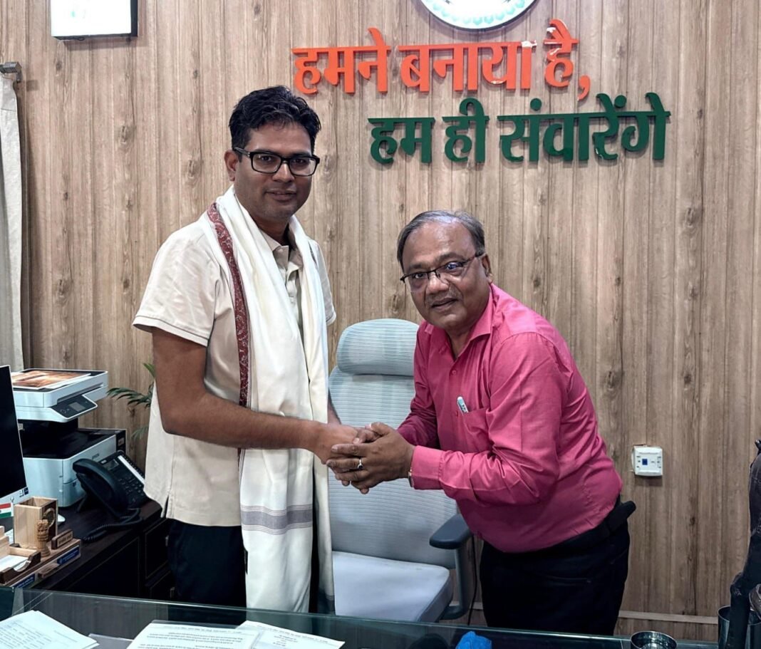 KTUJM Raipur News : शिक्षा और वित्त का समन्वय: वित्तमंत्री ओपी चौधरी से मिले कुलपति प्रो. मनोज दयाल, विश्वविद्यालय के विकास पर हुई चर्चा