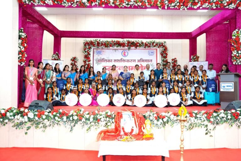 Girls Empowerment: तलईपल्ली में ‘बालिका सशक्तिकरण अभियान’ का आगाज, 13 गांवों की 40 बेटियां बनेंगी आत्मनिर्भर