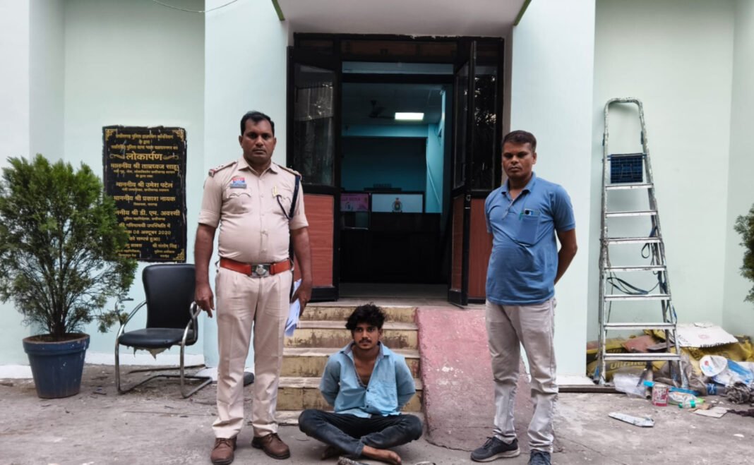 Drug Bust CG: चक्रधरनगर और साइबर सेल की संयुक्त रेड, मरीन ड्राइव के पास से 98 नग प्रतिबंधित इंजेक्शन जब्त