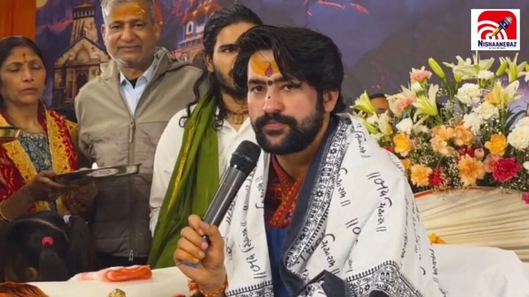 पंडित धीरेंद्र शास्त्री का मौलाना मदनी पर करारा वार! बोले- जो खाते थे गाय, वही राष्ट्र माता बनाने की रख रहे मांग