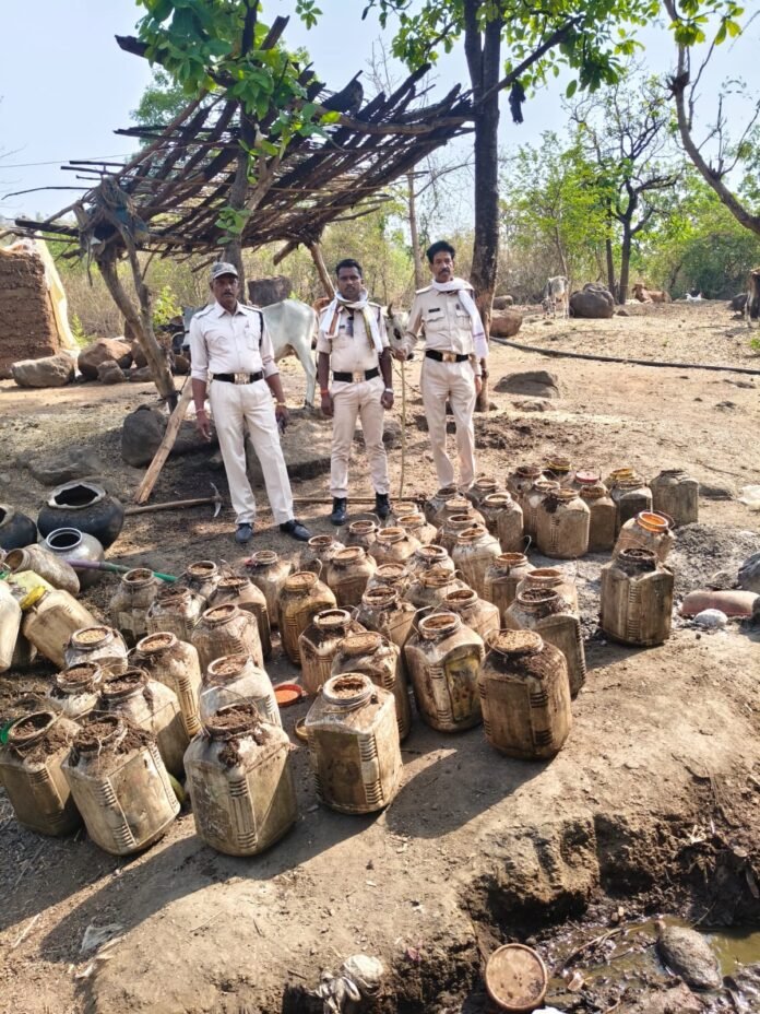 chhindwara-illegal-liquor-raid:
