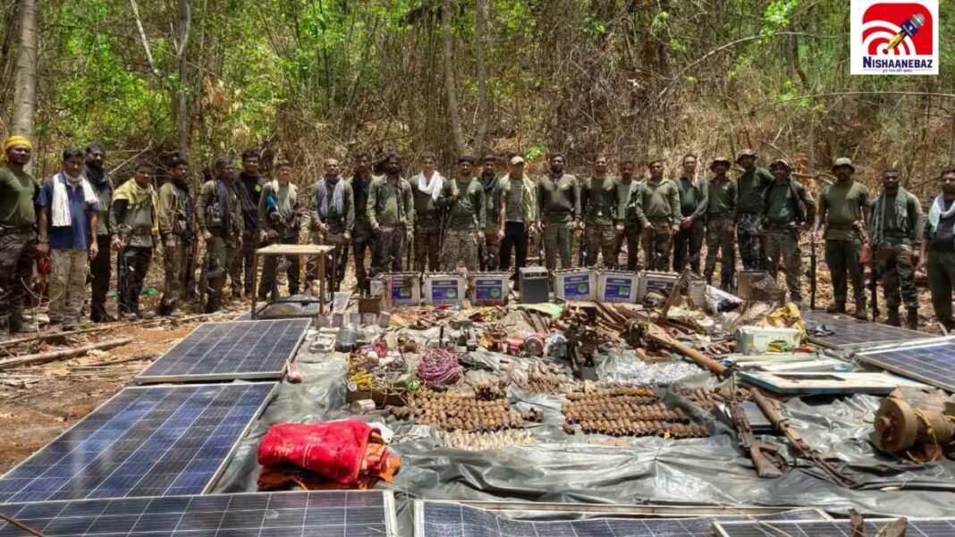 CG Naxal News: गढ़चिरौली-नारायणपुर सीमा पर घने जंगलों में मिला राइफल, बारूद समेत भारी हथियारों का जखीरा