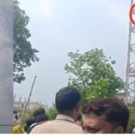 Jashpur Crime News: प्रेमी की शादी तय होने से नाराज नाबालिग मोबाइल टॉवर पर चढ़ी, तीन घंटे तक चला हंगामा